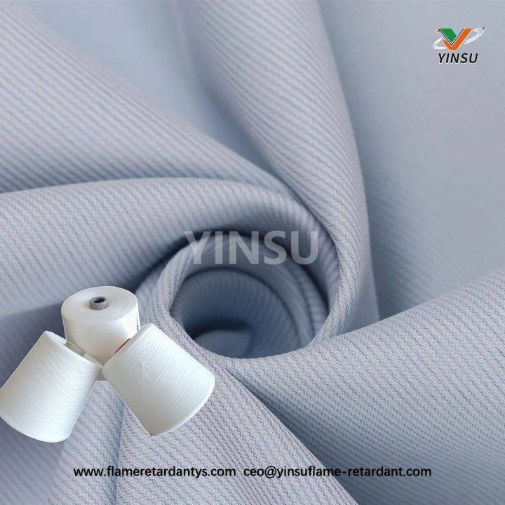 Ignifugeants en polyester : sélection et impact sur le processus